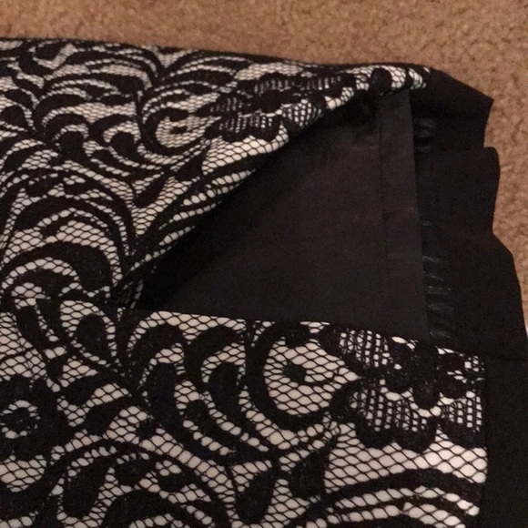 Skirt - Picture 4 of 9